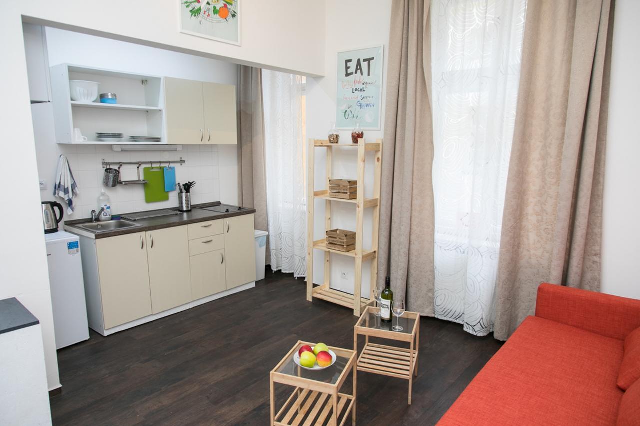 Welcome Apartments On Lublanska Praha Bagian luar foto