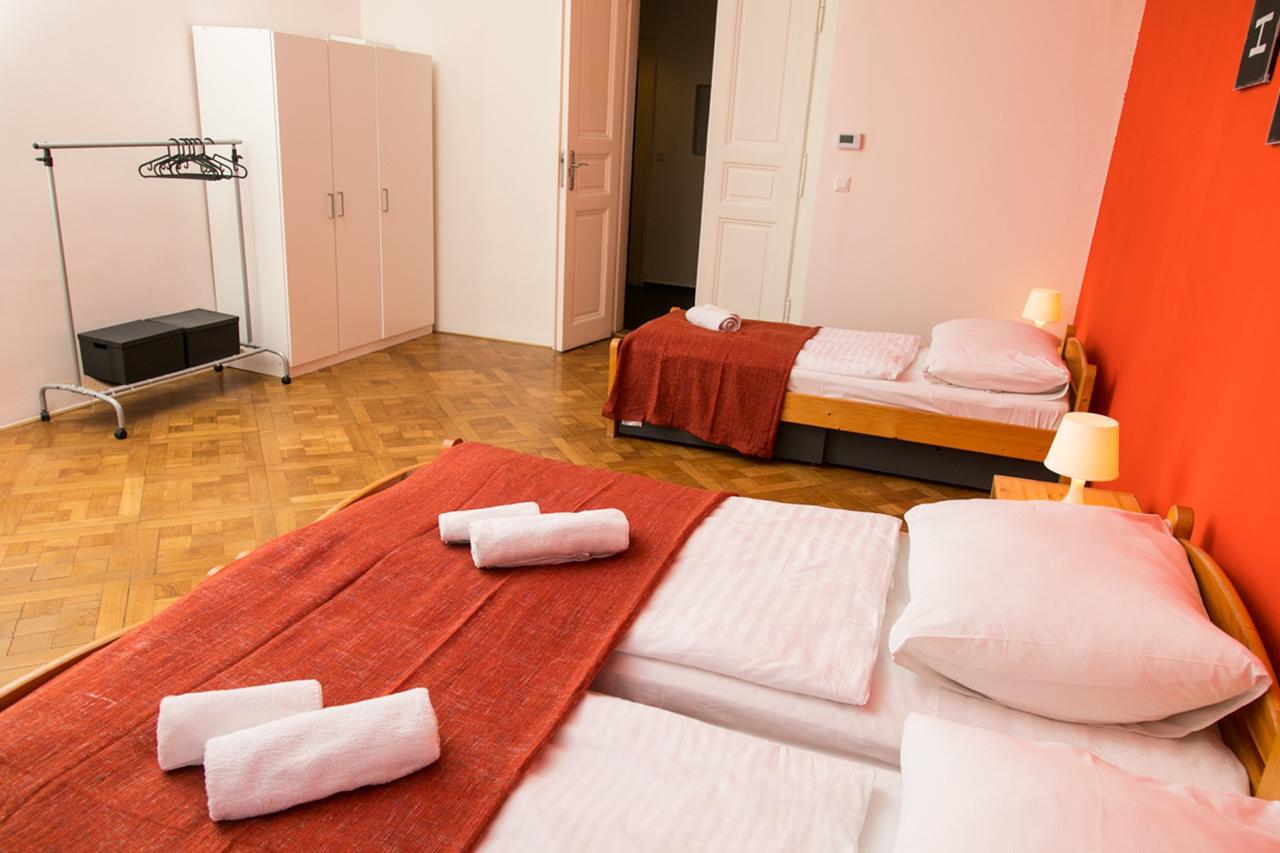 Welcome Apartments On Lublanska Praha Bagian luar foto