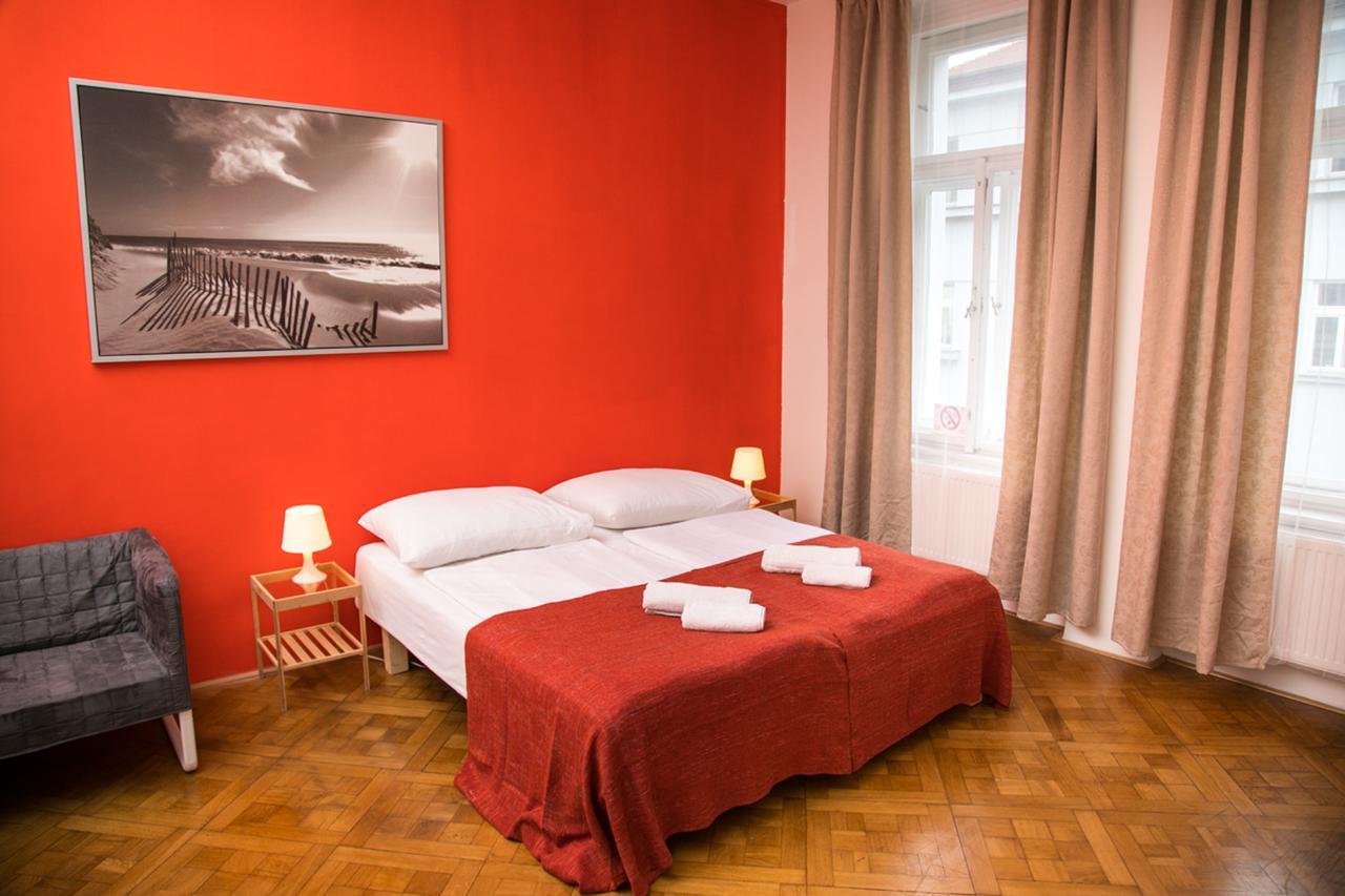 Welcome Apartments On Lublanska Praha Bagian luar foto