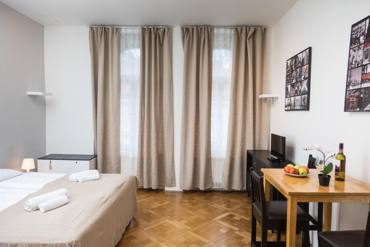 Welcome Apartments On Lublanska Praha Bagian luar foto